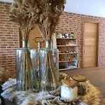 Jaegershoes Отель *